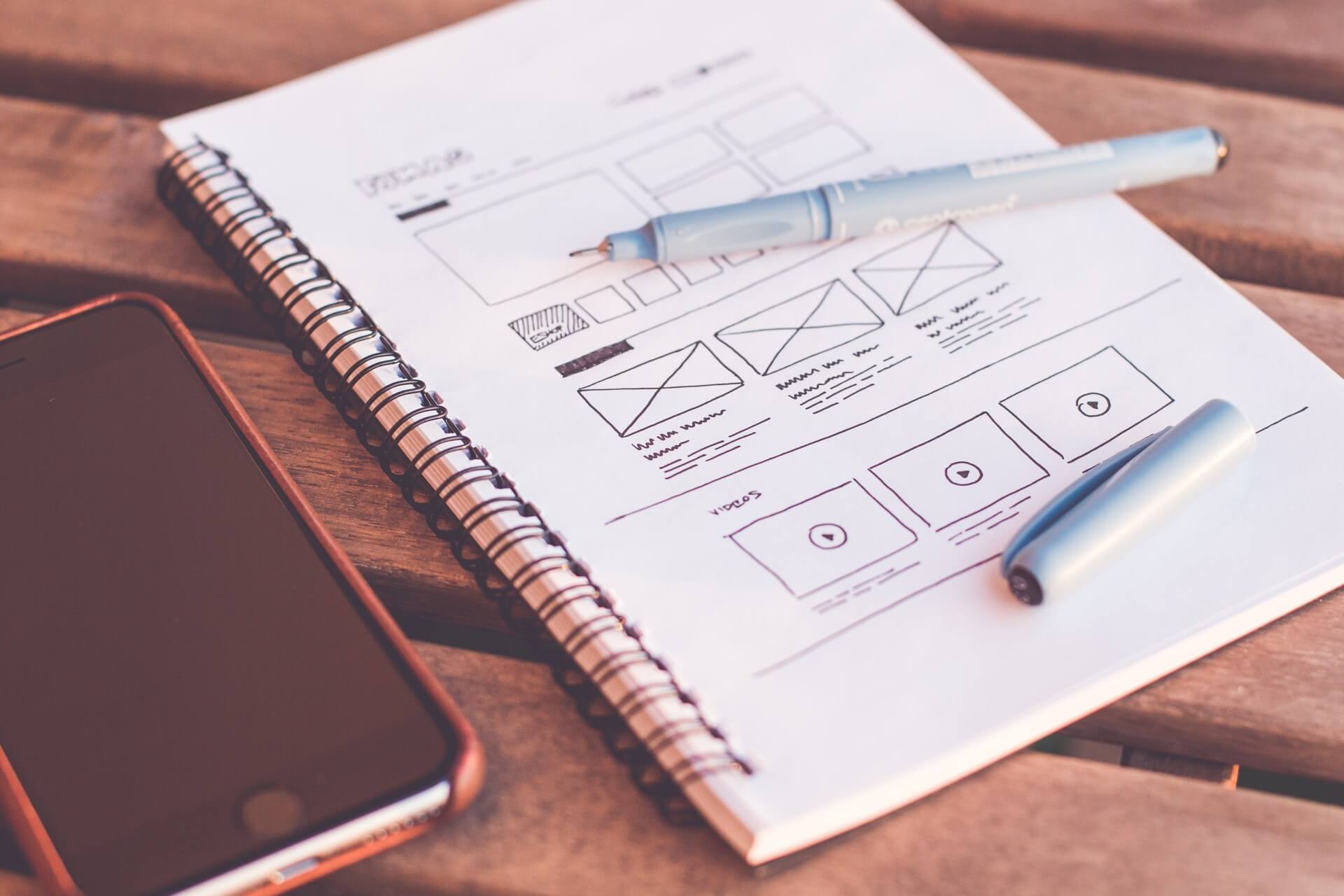 Mockup de un diseño web hecho a medida en Barcelona